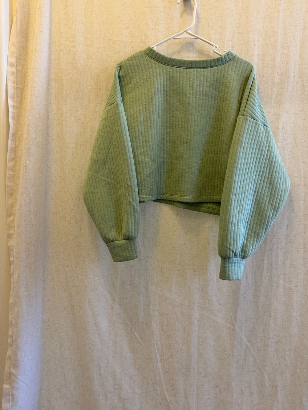 Old Navy Quilted Cropped Pullover - Sage Green